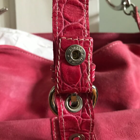 Via Repubblica | Pink Suede Handbag - Picture 3 of 9